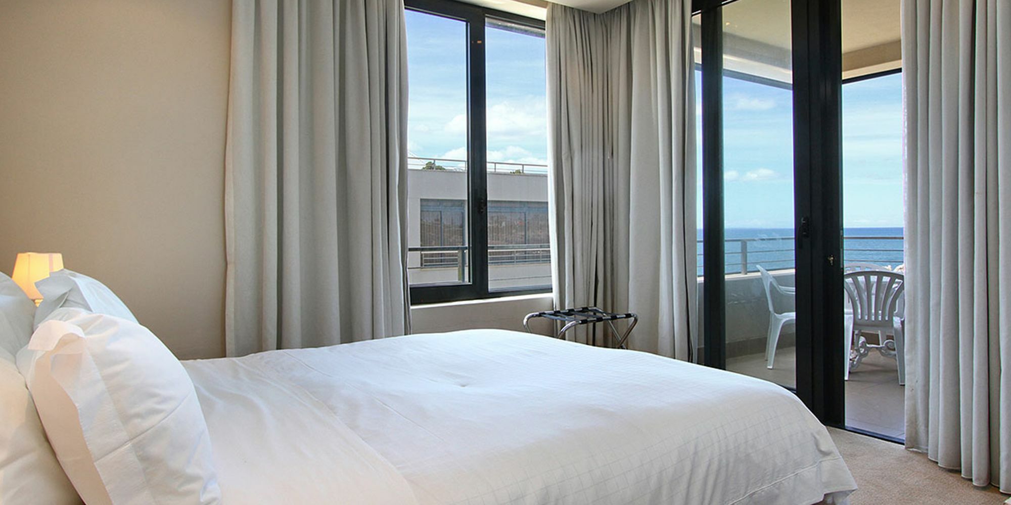 Harbour House Hotel - Le Paradis Apartments Германус Екстер'єр фото